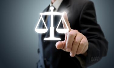 堀鉄平弁護士とは?詐欺!?格闘技を続ける理由/朝倉未来/朝倉海との関係